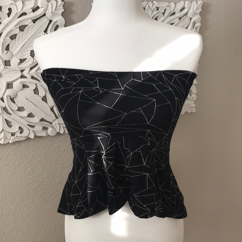 Black and white geometric top.